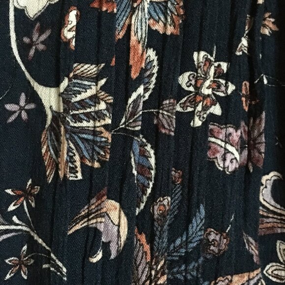 Hilary Radley Long Dark Floral Paradisaical Tunic Blouse - Picture 5 of 16